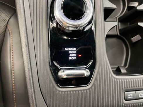 Used 2026 Jeep Cherokee Limited AWD/4WD image 30