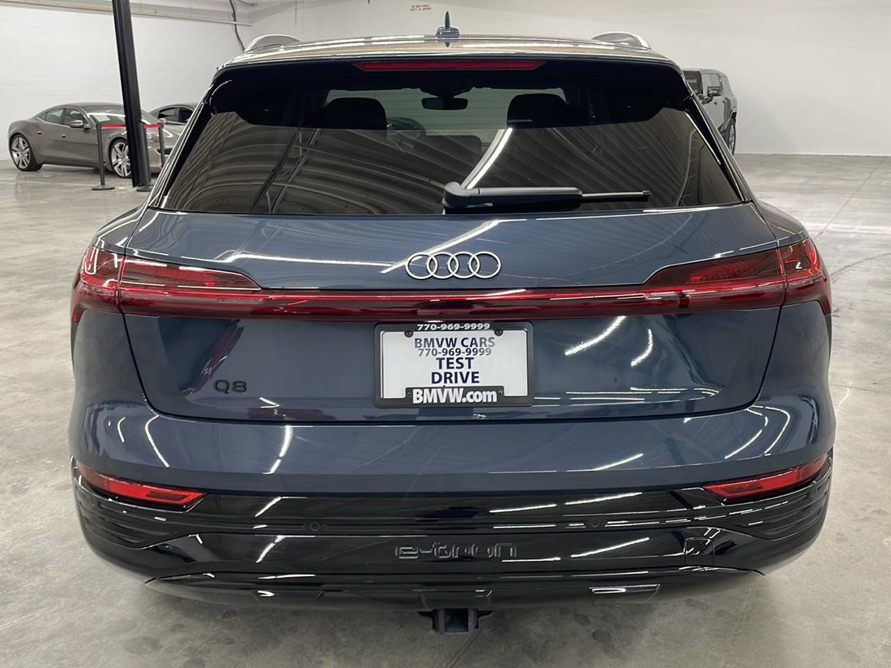 Used 2024 Audi Q8 e-tron Premium Plus w/ Premium Plus Package AWD/4WD image 11