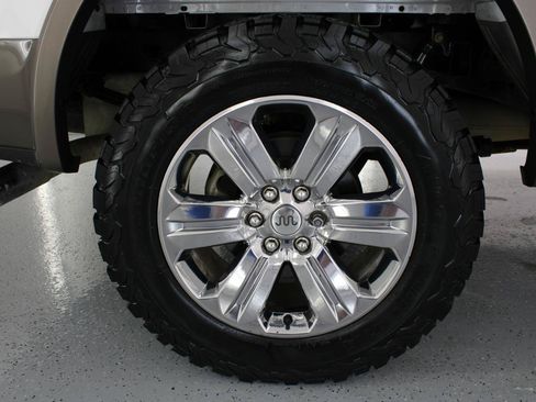 Used 2019 Ford F150 King Ranch w/ Equipment Group 601A Luxury AWD/4WD image 82