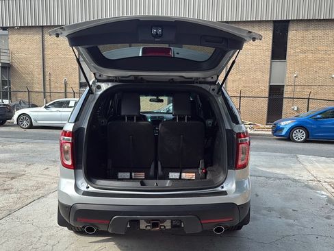 Used 2014 Ford Explorer XLT w/ Equipment Group 202A AWD/4WD image 11