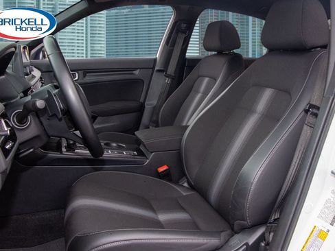 Certified 2025 Honda Civic Sport image 17