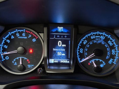Used 2023 Toyota Tacoma TRD Off-Road AWD/4WD image 22