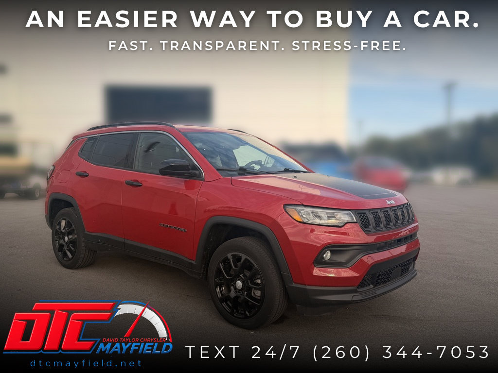 Used 2023 Jeep Compass Latitude AWD/4WD image 1