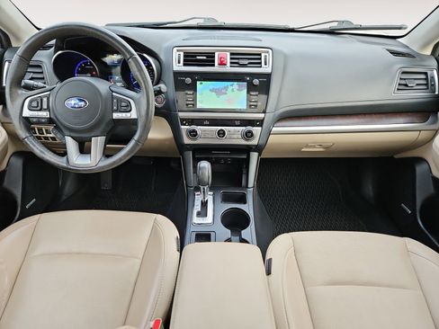 Used 2017 Subaru Outback 2.5i Limited image 10