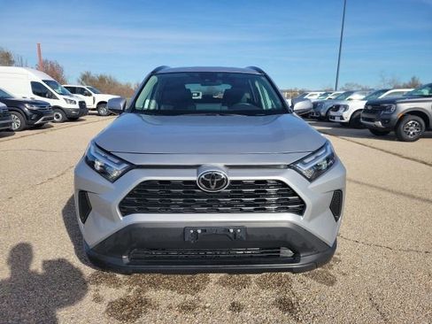 Used 2024 Toyota RAV4 XLE image 18