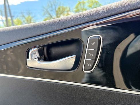 Used 2016 Kia Sorento SX AWD/4WD image 18