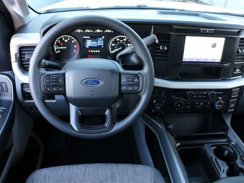New 2026 Ford F250 XLT w/ FX4 Off-Road Package image 19