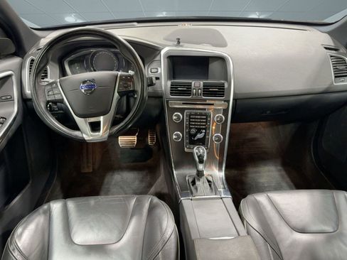 Used 2017 Volvo XC60 T6 R-Design w/ Protection Package image 25