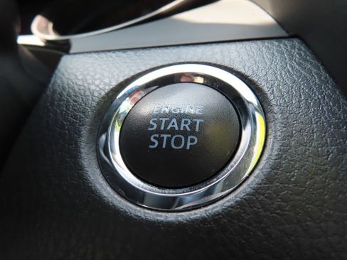 Used 2021 Toyota Camry XSE FWD image 17