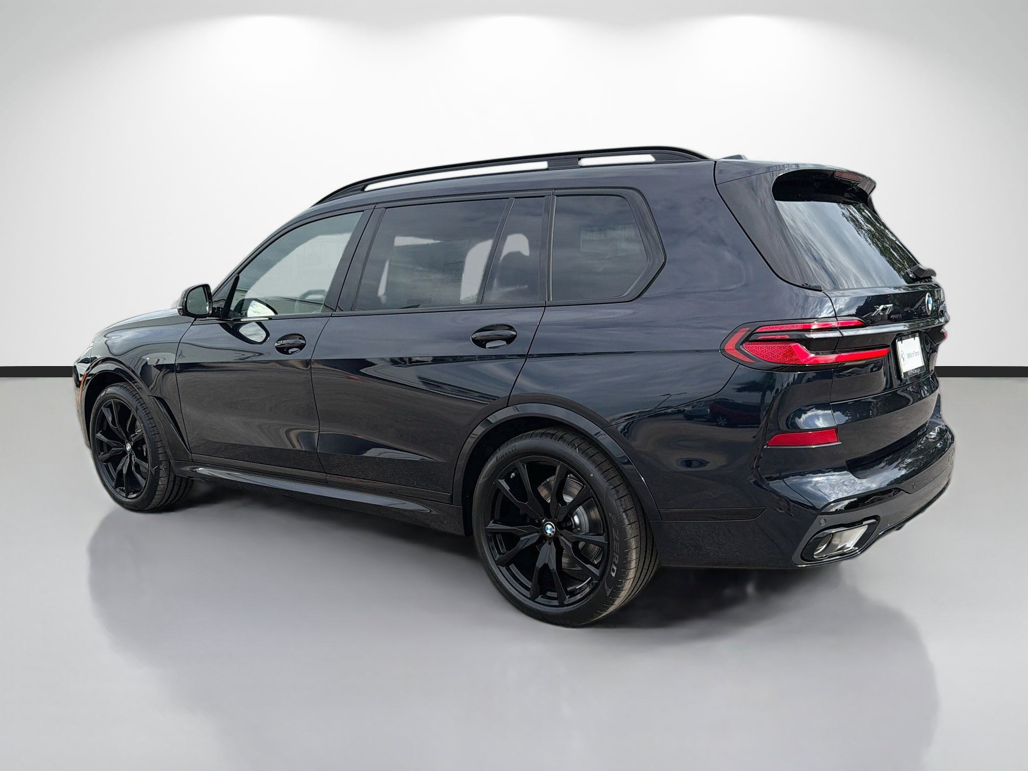 New 2027 BMW X7 xDrive40i w/ Executive Package AWD/4WD image 5