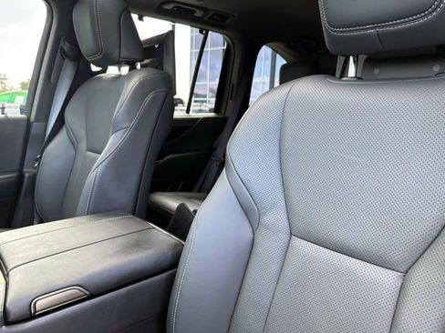 Used 2024 Lexus LX 600 4WD w/ Appearance Package image 22