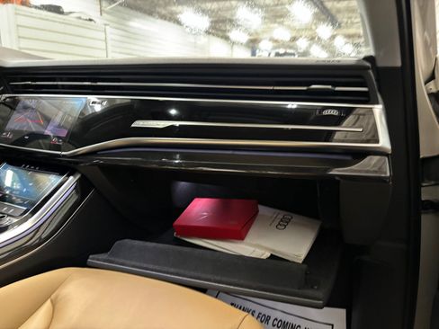 Used 2021 Audi Q7 2.0T Premium Plus image 30