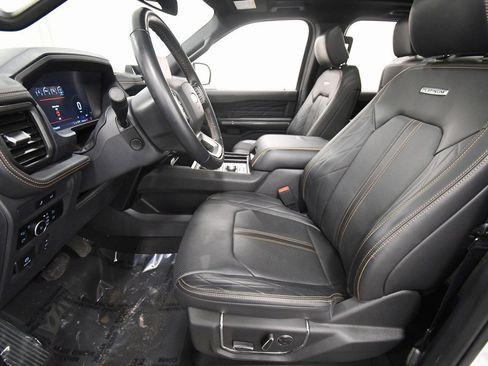 Used 2024 Ford Expedition Max Platinum image 14