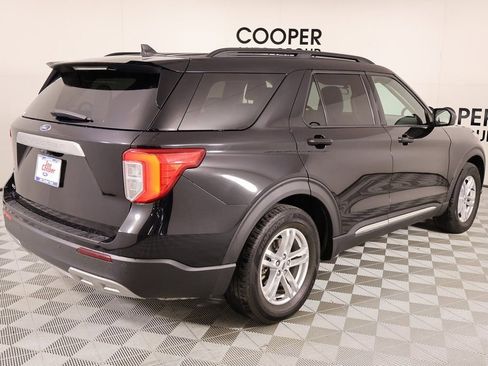 Used 2023 Ford Explorer XLT w/ Equipment Group 202A image 21