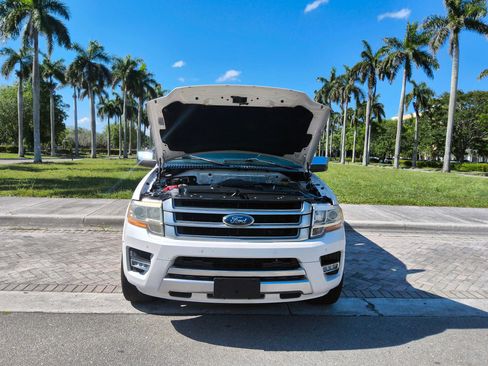 Used 2017 Ford Expedition Platinum RWD image 43