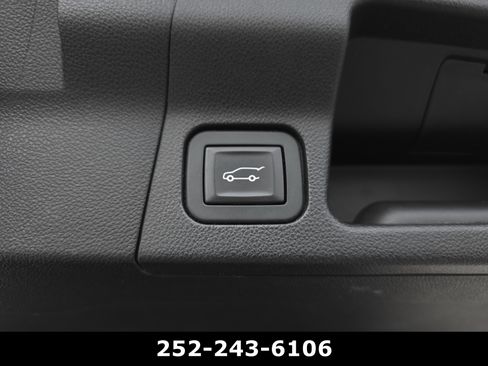 Used 2017 GMC Acadia Denali w/ Technology Package image 36