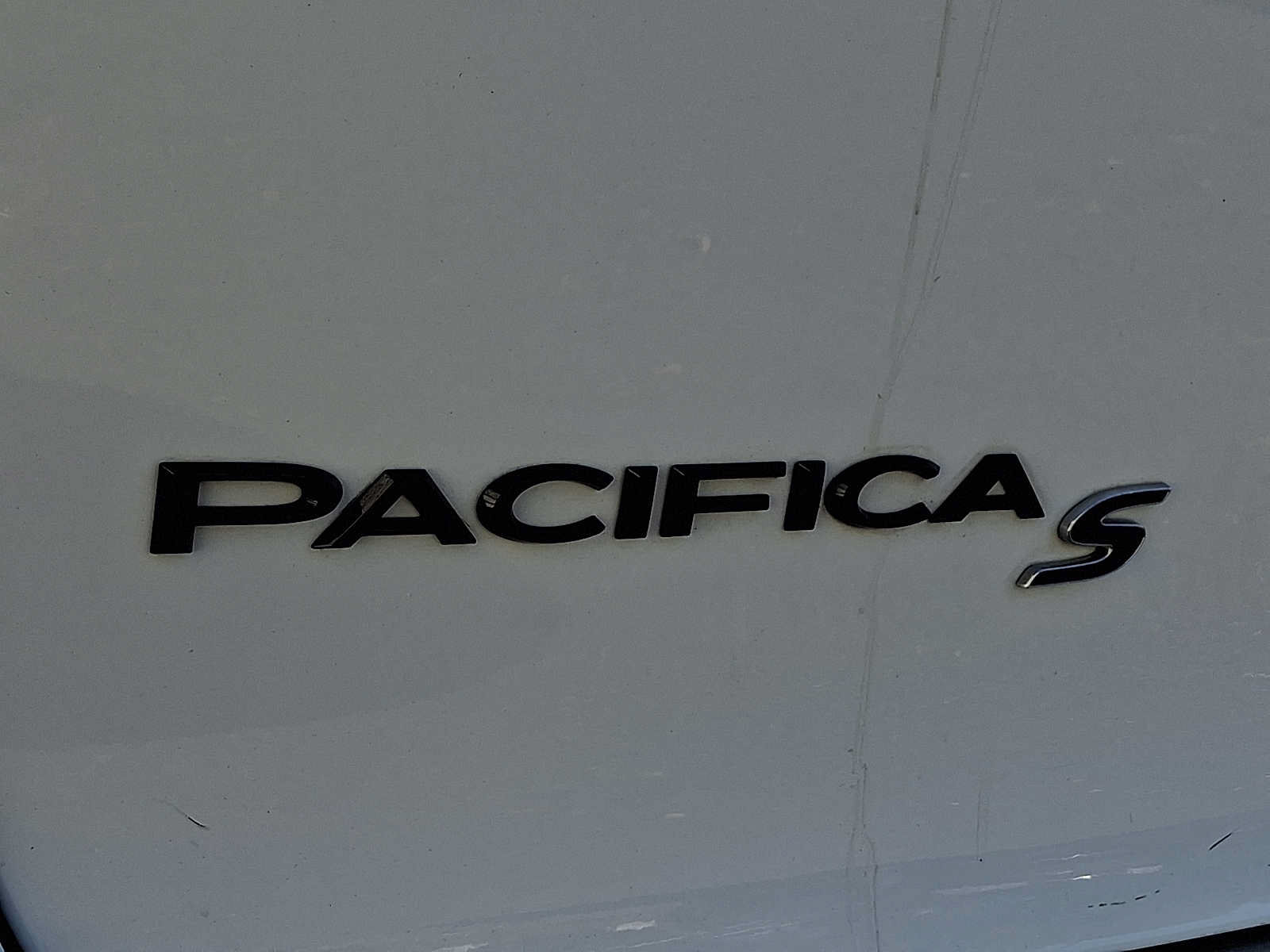 Used 2019 Chrysler Pacifica Touring-L FWD image 34