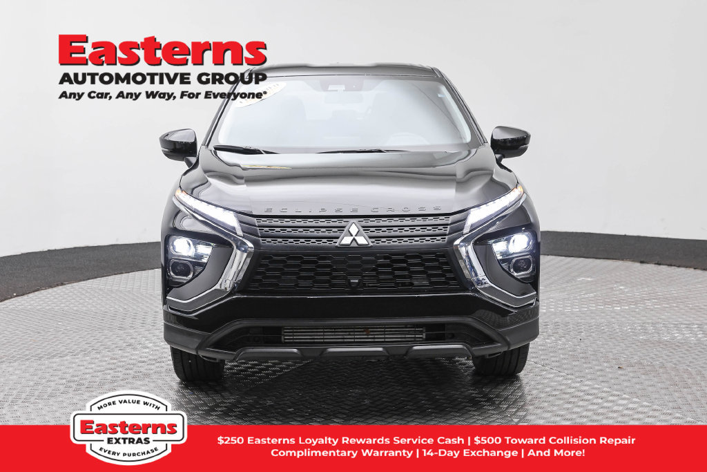 Used 2024 Mitsubishi Eclipse Cross AWD image 3