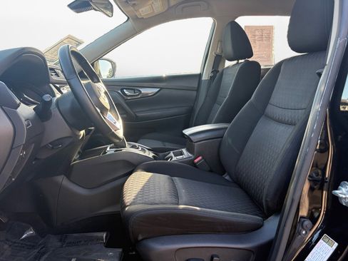 Used 2019 Nissan Rogue SV AWD/4WD image 11