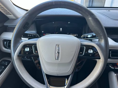 Used 2023 Lincoln Aviator Reserve w/ Equipment Group 201A RWD image 26