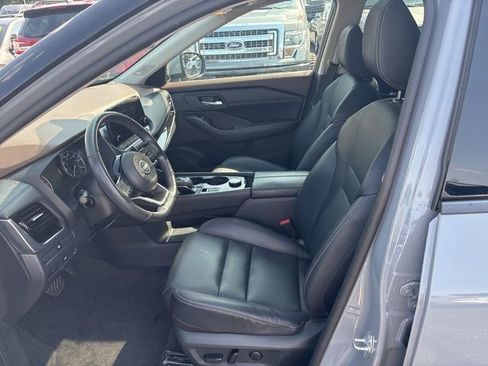 Used 2023 Nissan Rogue SL w/ SL Premium Package AWD/4WD image 15