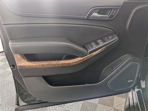 Used 2020 Chevrolet Suburban Premier w/ RST 6.2L Performance Edition image 10