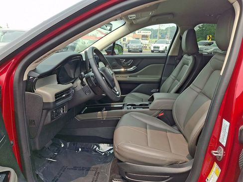 Certified 2024 Lincoln Corsair AWD w/ Equipment Group 101A image 13