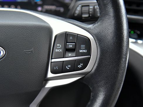 Used 2021 Ford Explorer XLT w/ Equipment Group 202A RWD image 31