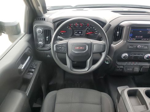 Used 2024 GMC Sierra 2500 Pro w/ Convenience Package image 18