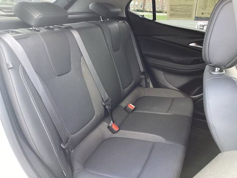 Used 2024 Buick Encore GX Preferred image 33