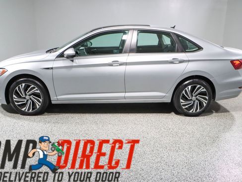 Used 2021 Volkswagen Jetta SEL image 10