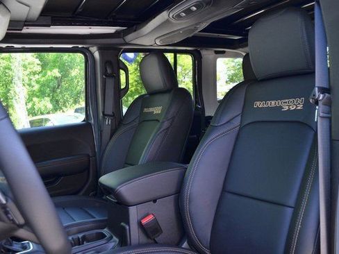 New 2025 Jeep Wrangler Unlimited Rubicon 392 image 15