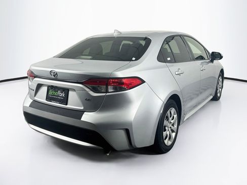Used 2022 Toyota Corolla LE FWD image 9