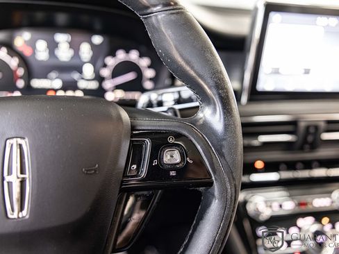 Used 2020 Lincoln Corsair AWD w/ Premium Package image 24