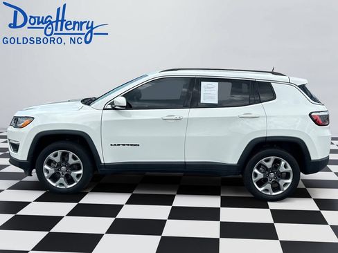 Used 2021 Jeep Compass Limited AWD/4WD image 2