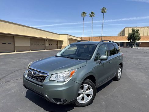 Used 2015 Subaru Forester 2.5i Limited AWD/4WD image 3