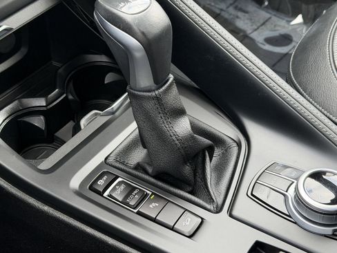 Used 2017 BMW X1 xDrive28i w/ Premium Package image 40