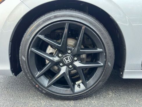 Used 2025 Honda Civic Sport image 19