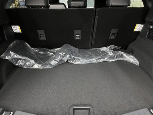 Used 2025 Ford Mustang Mach-E Premium image 24