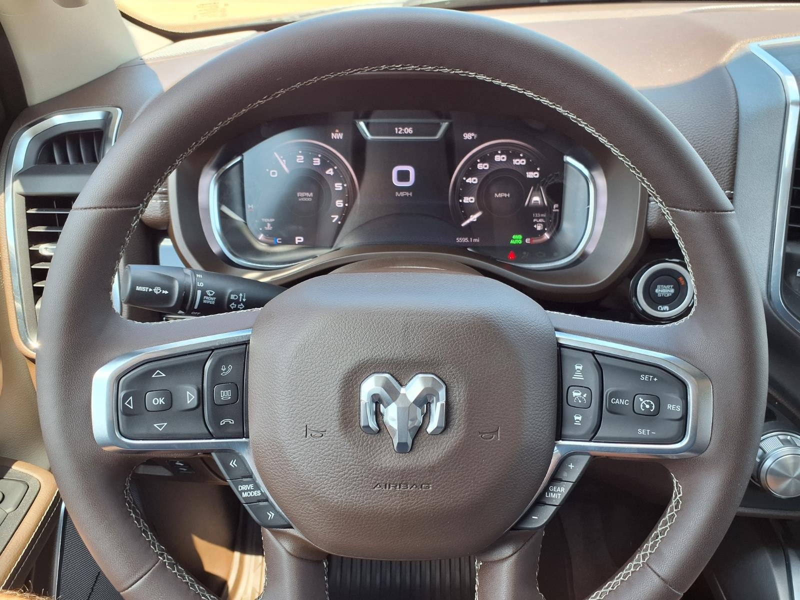Used 2025 RAM 1500 Laramie AWD/4WD image 11