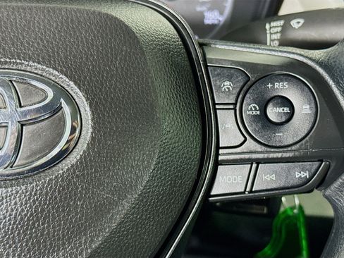 Used 2024 Toyota Corolla LE FWD image 14