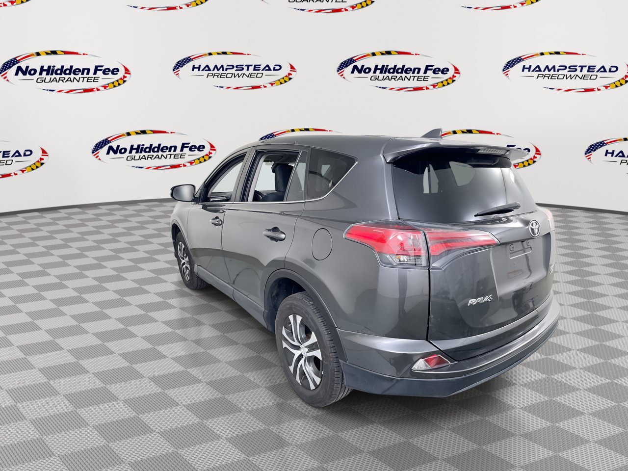 Used 2018 Toyota RAV4 LE w/ All Weather Liner Package AWD/4WD image 7
