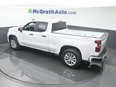 Used 2025 Chevrolet Silverado 1500 Custom image 19