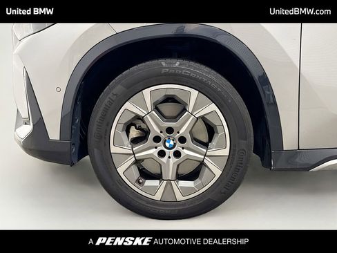 Used 2024 BMW X1 xDrive28i AWD/4WD image 2