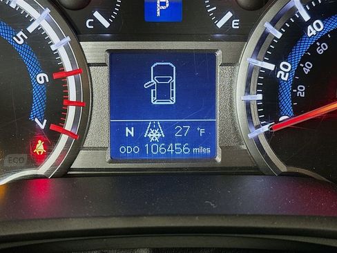 Used 2018 Toyota 4Runner TRD Off-Road image 12