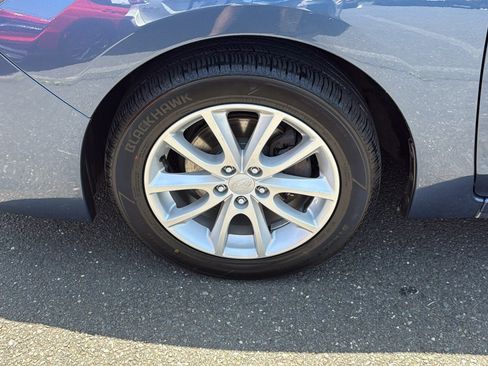Used 2013 Subaru Impreza 2.0i Premium AWD/4WD image 9