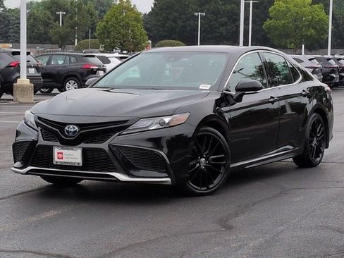 Certified 2023 Toyota Camry XSE w/ Navigation Package FWD image 2