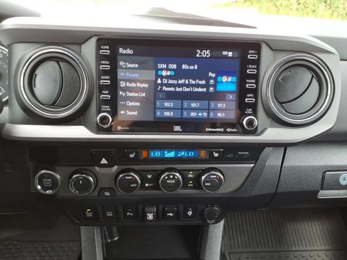 Used 2023 Toyota Tacoma TRD Sport w/ TRD Premium Sport Package AWD/4WD image 24
