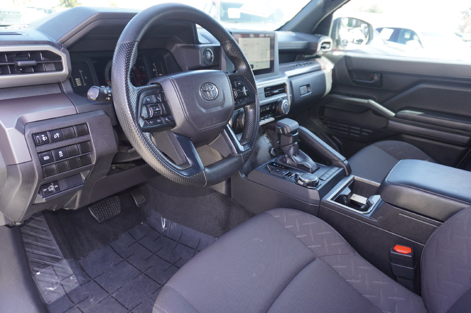 Certified 2026 Toyota Tacoma SR5 AWD/4WD image 10