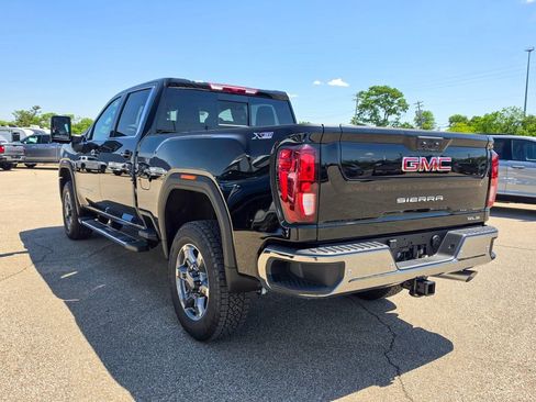 New 2026 GMC Sierra 3500 SLE w/ SLE Value Package AWD/4WD image 25